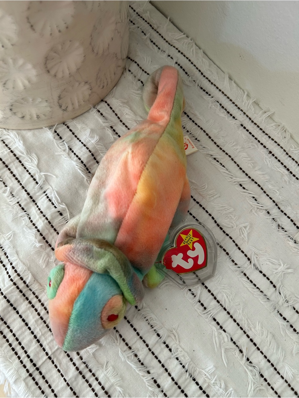 Vintage 1997 Ty Beanie Baby Rainbow Multicolor Pastel Chameleon Plush
